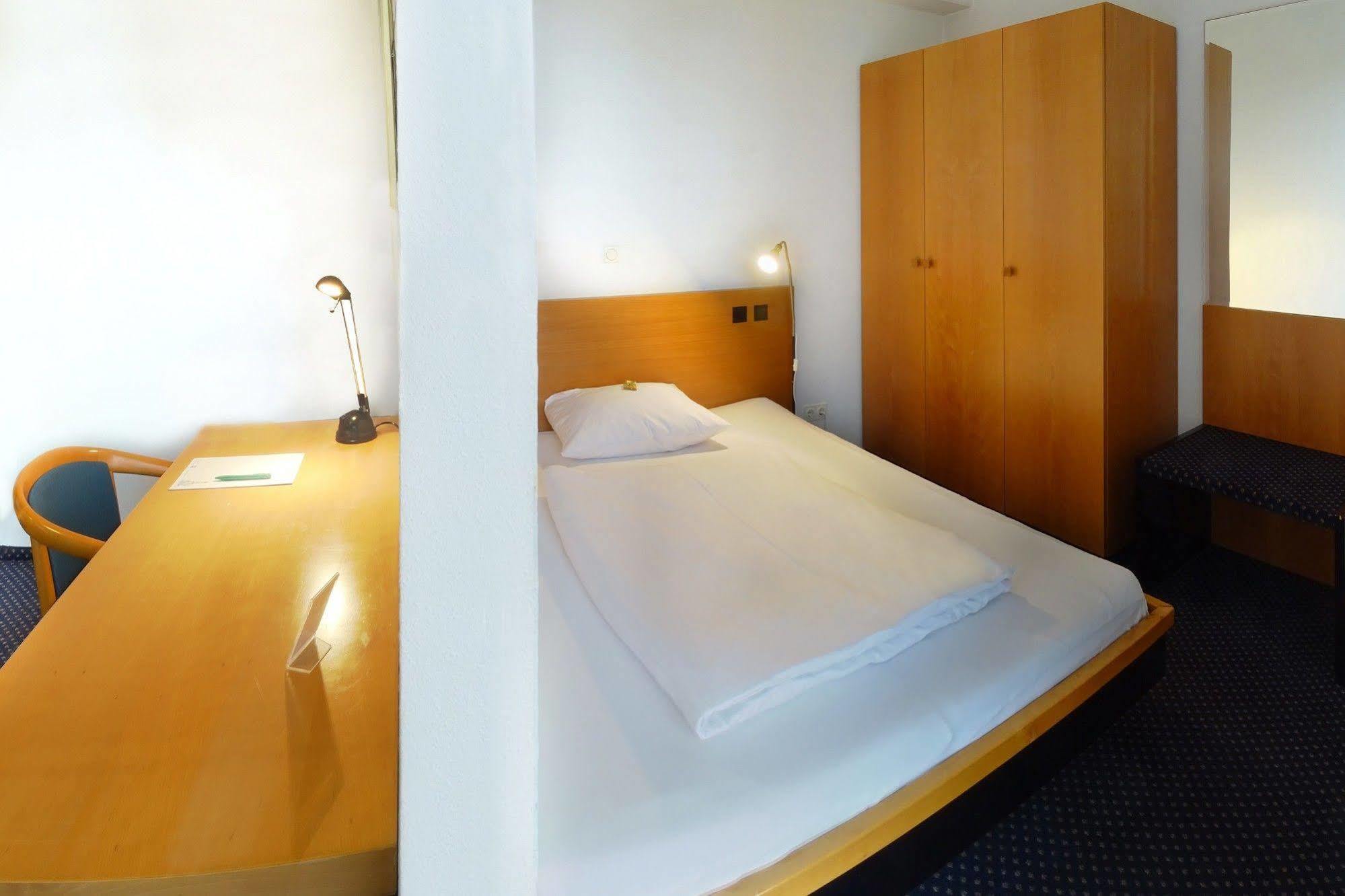 Plaza Suites Ruesselsheim Luaran gambar