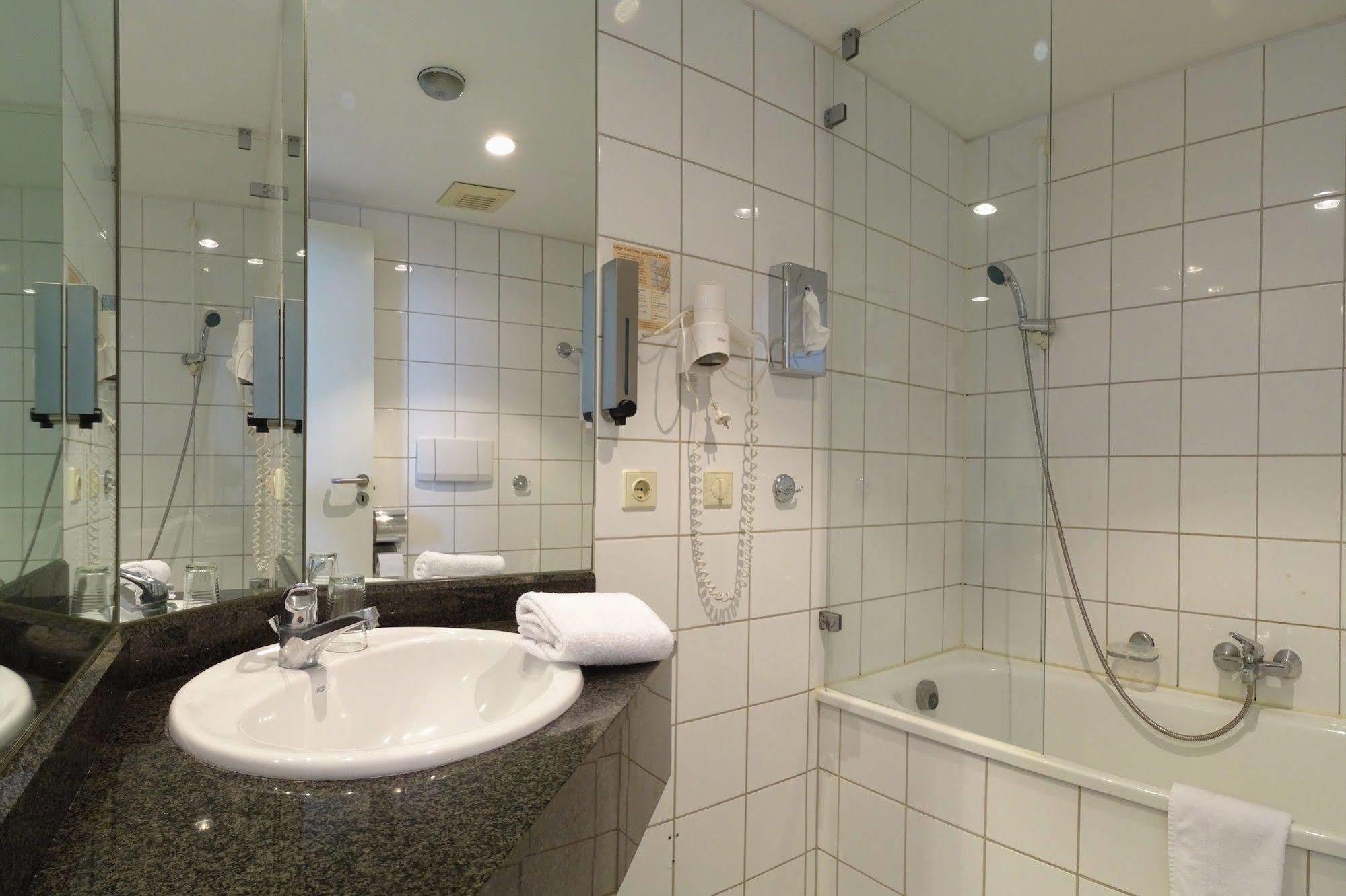 Plaza Suites Ruesselsheim Luaran gambar